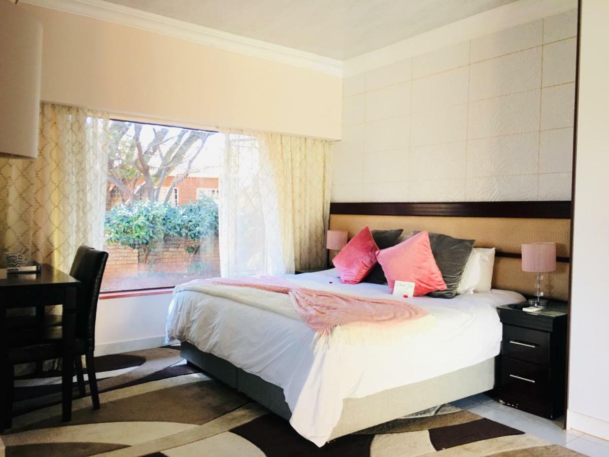 Riverton Manor Centurion Ngoại thất bức ảnh