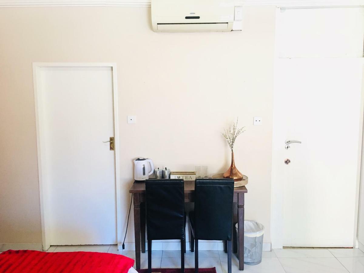 Riverton Manor Centurion Ngoại thất bức ảnh